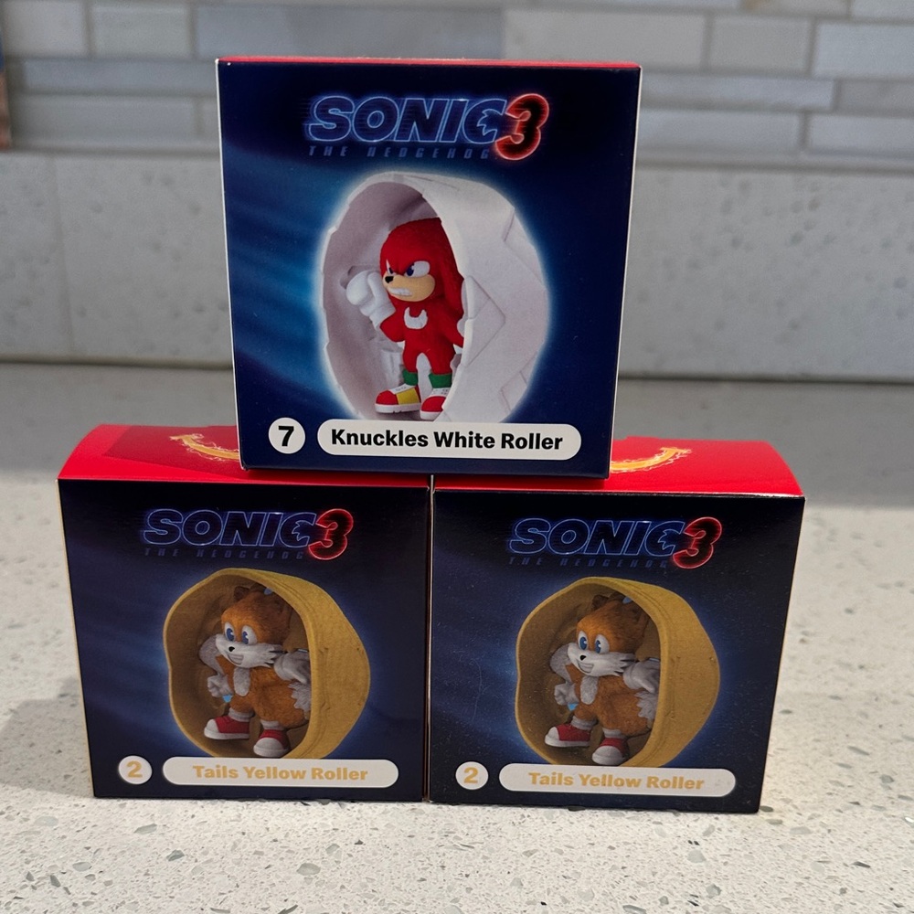 Sonic 3 Knuckles and Tails Figures